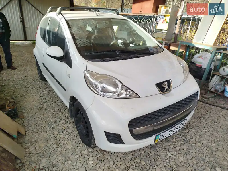 Peugeot 107 2011