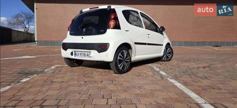 Хэтчбек Peugeot 107 2013 в Кривом Роге фото 10 Хэтчбек Peugeot 107 2013 в Кривом Роге