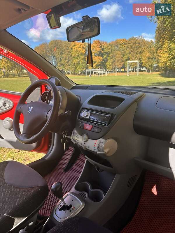 Хетчбек Peugeot 107 2010 в Києві