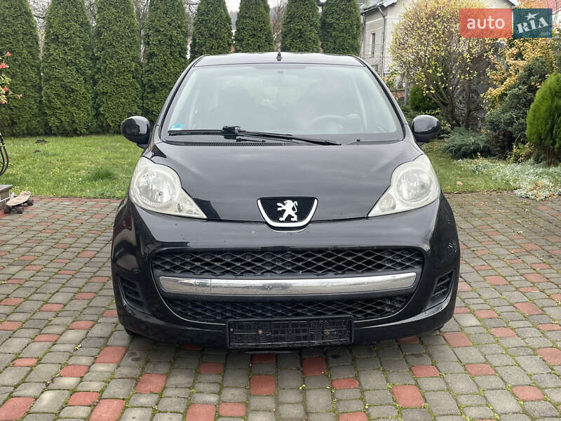 Хэтчбек Peugeot 107 2010 в Львове