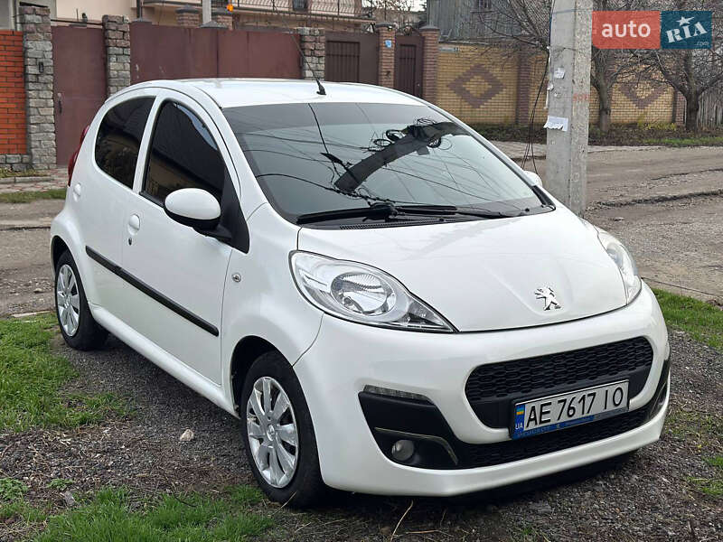 Peugeot 107 2012 Peugeot 107 2012