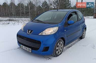 Хетчбек Peugeot 107 2011 в Дніпрі