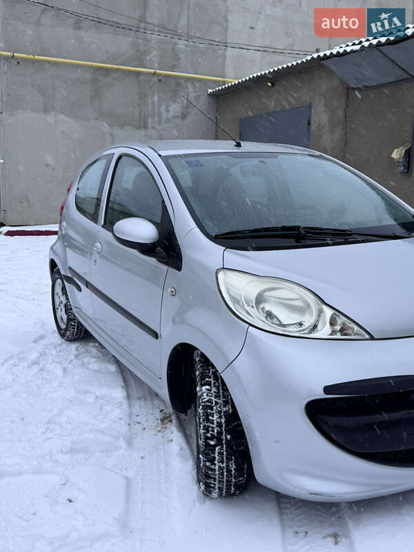Хетчбек Peugeot 107 2008 в Подільську фото 5 Хетчбек Peugeot 107 2008 в Подільську