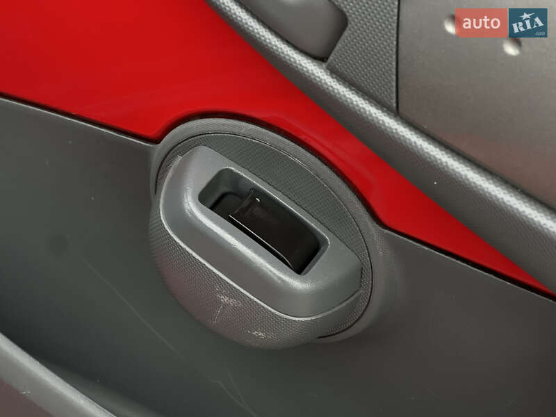 Хэтчбек Peugeot 107 2007 в Хмельницком