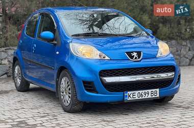 Хетчбек Peugeot 107 2011 в Дніпрі