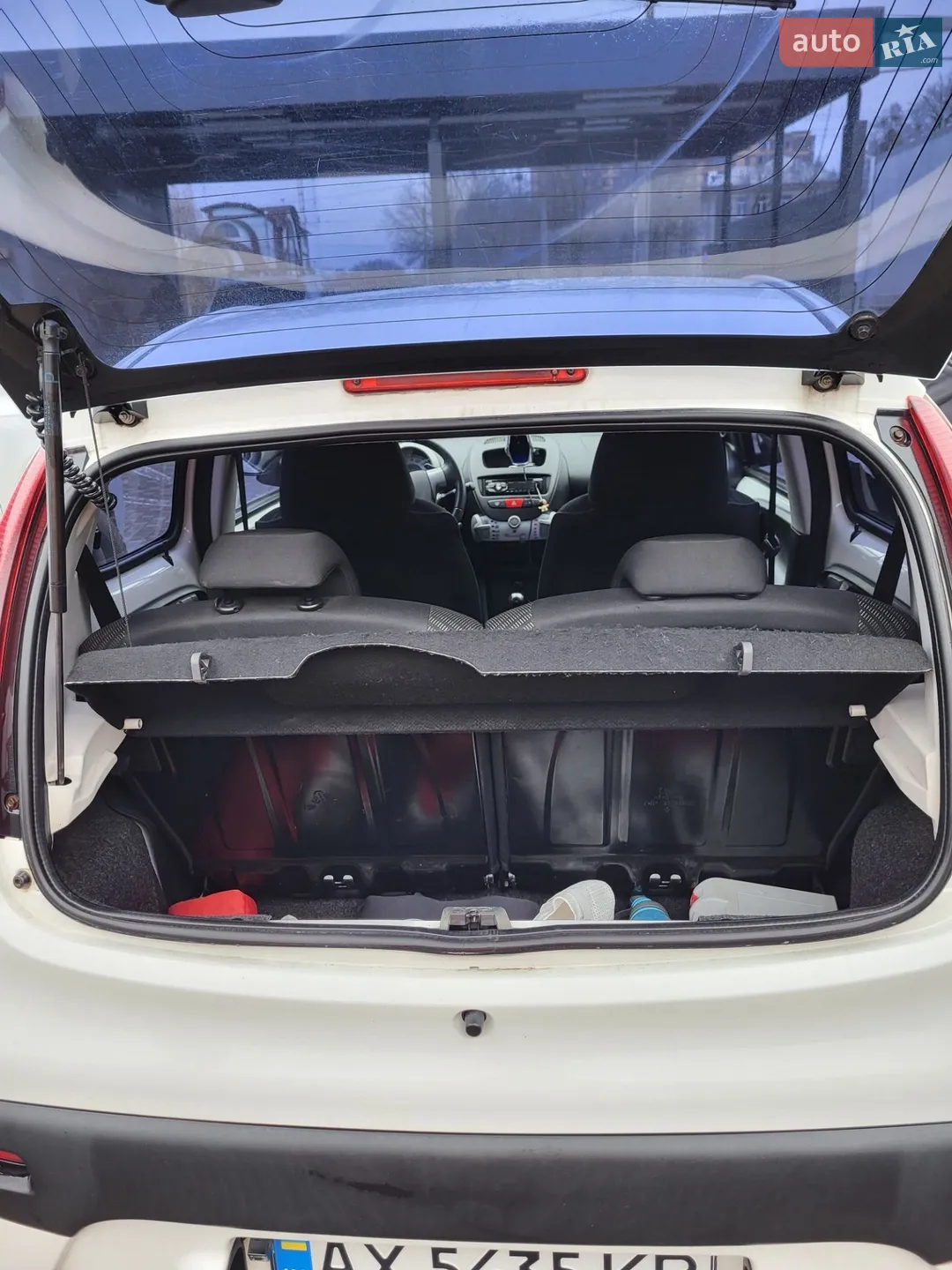 2012 Peugeot 107 - мініатюра 13