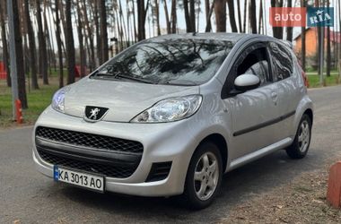Хетчбек Peugeot 107 2011 в Києві