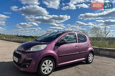 Хэтчбек Peugeot 107 2012 в Запорожье