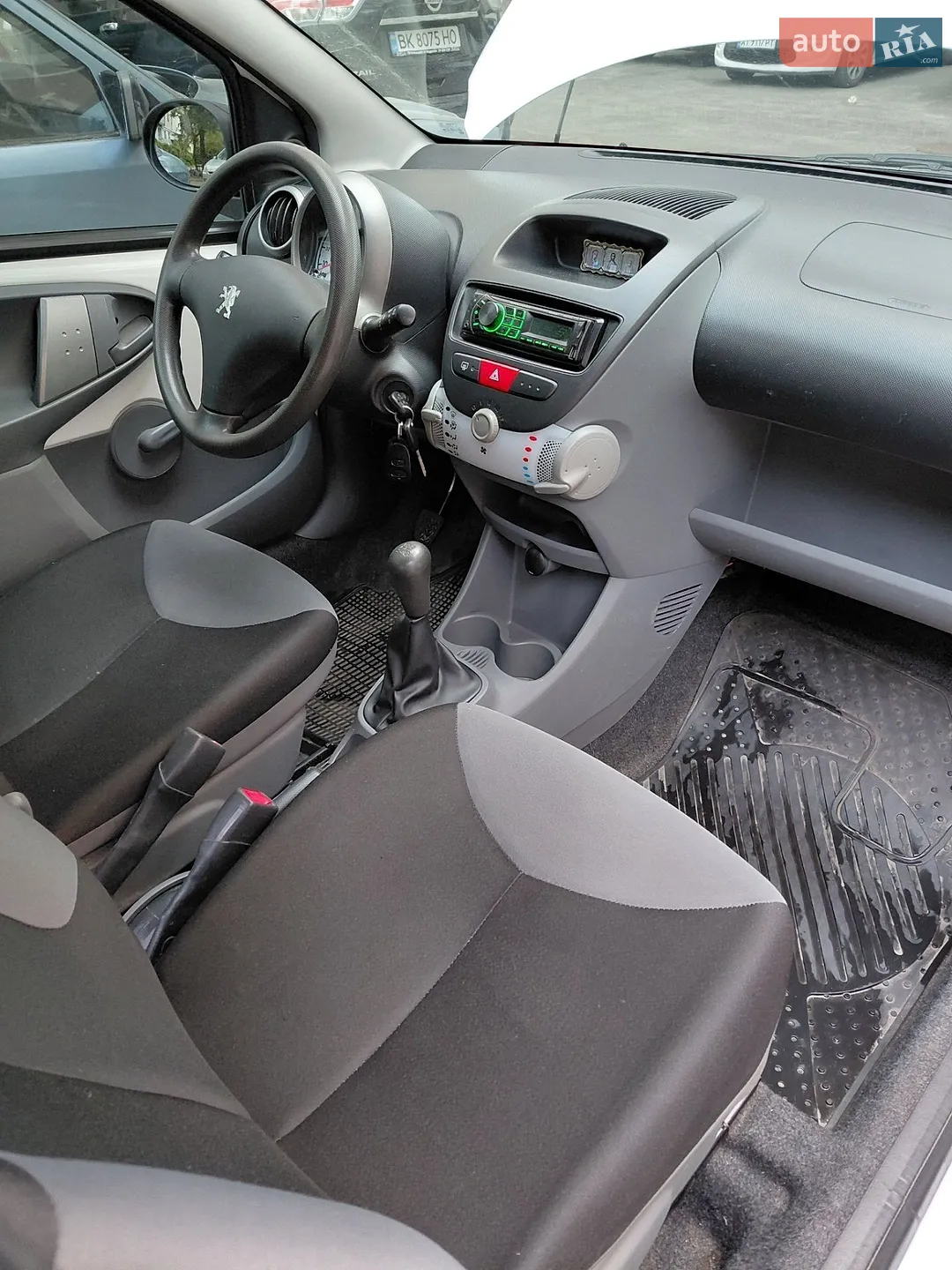 2011 Peugeot 107 - мініатюра 15