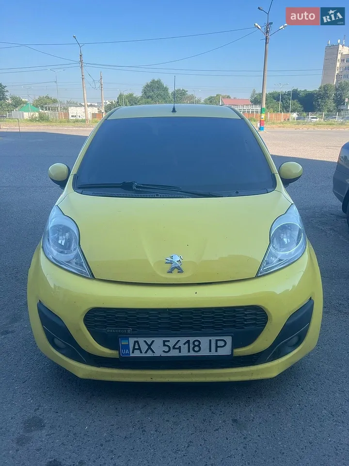 2012 Peugeot 107 - мініатюра 10