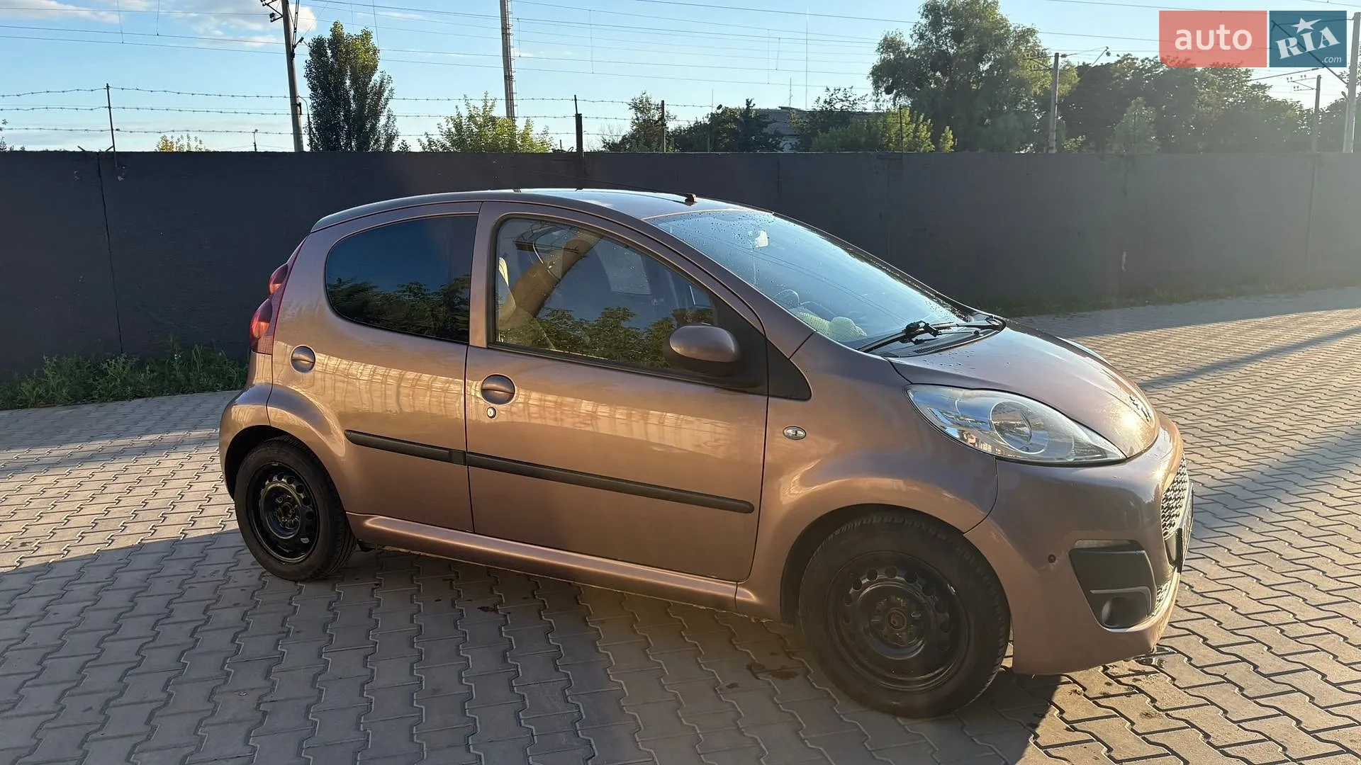 2013 Peugeot 107 - мініатюра 5