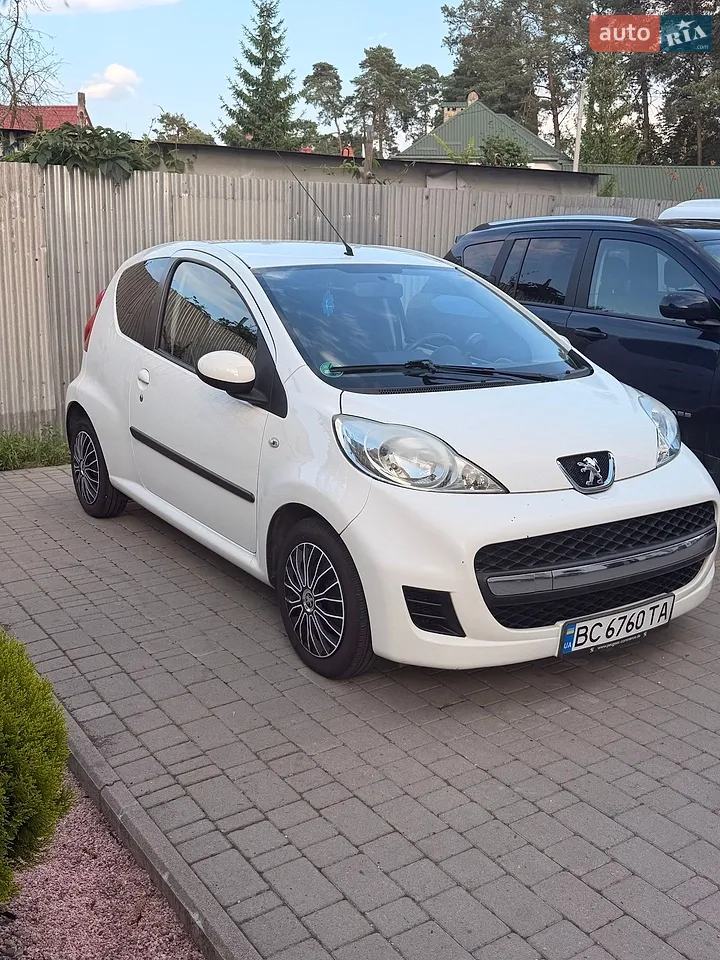 2011 Peugeot 107 - мініатюра 11