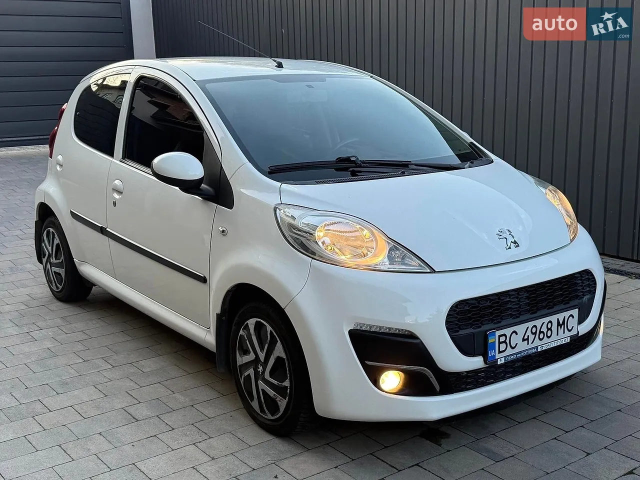 2014 Peugeot 107 - мініатюра 14