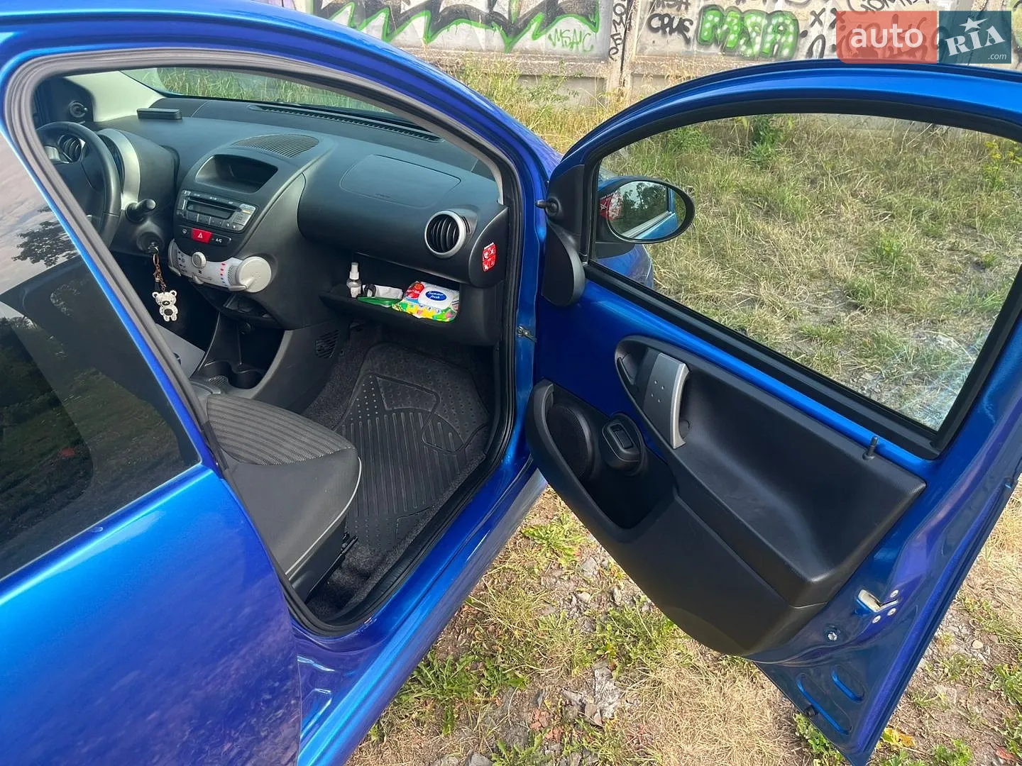 2014 Peugeot 107 - мініатюра 10