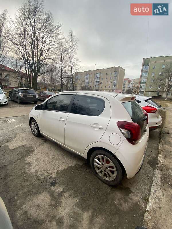 Хетчбек Peugeot 108 2014 в Новодністровську