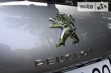 Универсал Peugeot 2008 2016 в Трускавце