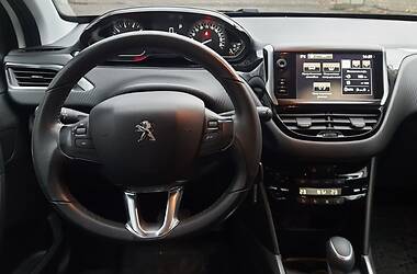 Хэтчбек Peugeot 2008 2016 в Львове