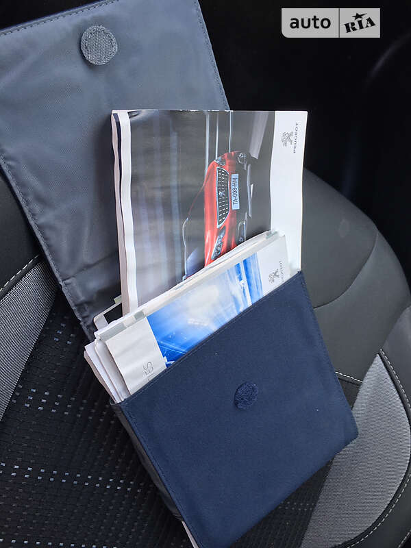 Позашляховик / Кросовер Peugeot 2008 2017 в Дубні