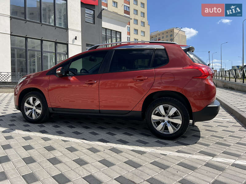 Внедорожник / Кроссовер Peugeot 2008 2014 в Хмельницком