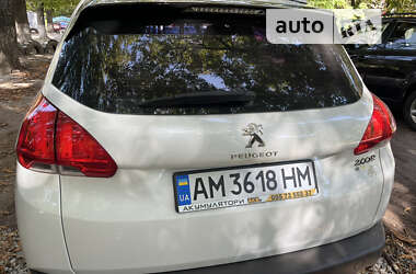 Внедорожник / Кроссовер Peugeot 2008 2015 в 