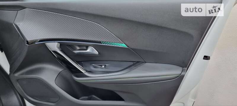 Позашляховик / Кросовер Peugeot 2008 2021 в Одесі