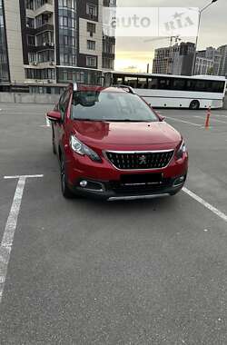 Внедорожник / Кроссовер Peugeot 2008 2016 в Киеве