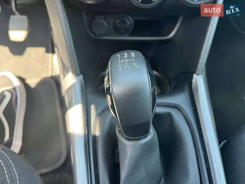 Позашляховик / Кросовер Peugeot 2008 2018 в Вінниці