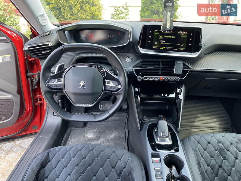 Внедорожник / Кроссовер Peugeot 2008 2020 в Николаеве
