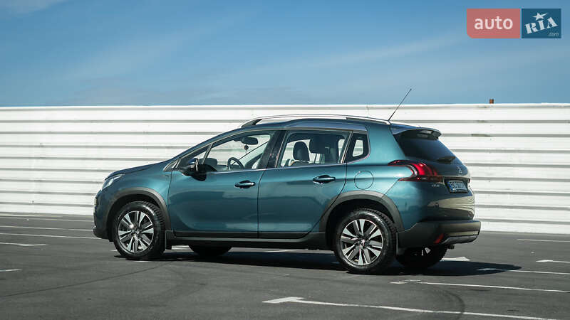 Позашляховик / Кросовер Peugeot 2008 2016 в Львові