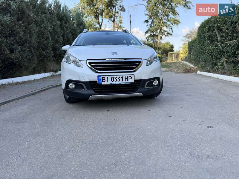 Позашляховик / Кросовер Peugeot 2008 2015 в Полтаві