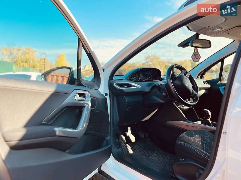 Позашляховик / Кросовер Peugeot 2008 2019 в Києві