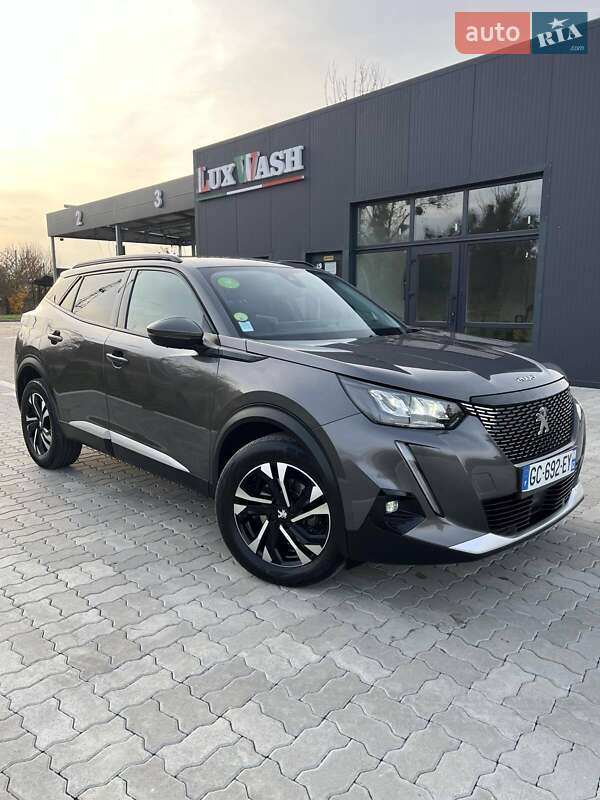 Внедорожник / Кроссовер Peugeot 2008 2022 в Львове