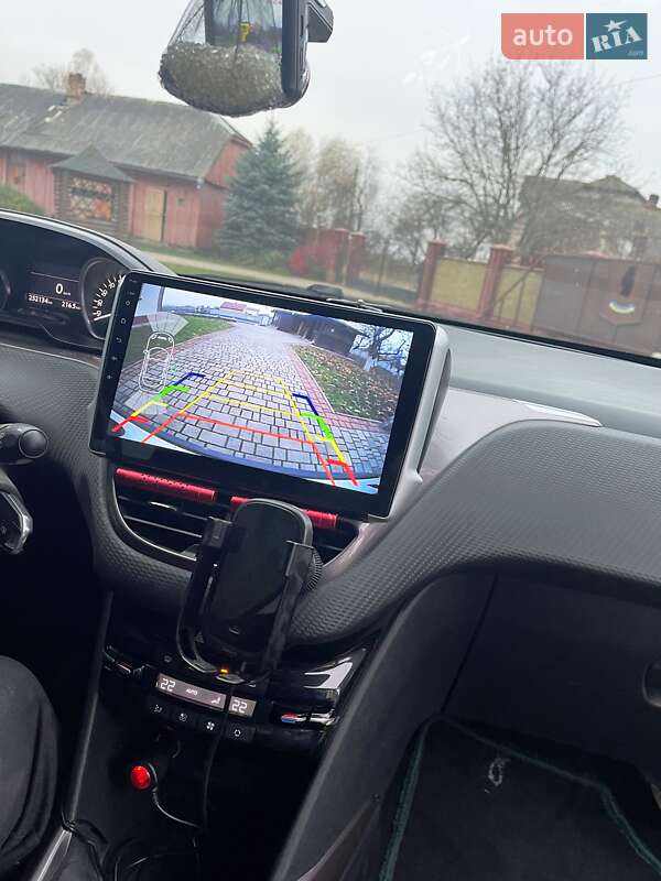 Внедорожник / Кроссовер Peugeot 2008 2013 в Шептицькому