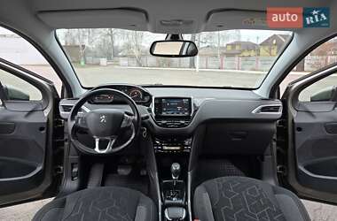 Внедорожник / Кроссовер Peugeot 2008 2017 в Харькове