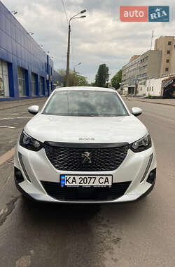 Внедорожник / Кроссовер Peugeot 2008 2021 в Киеве