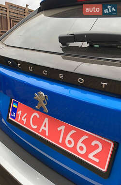 Внедорожник / Кроссовер Peugeot 2008 2020 в 