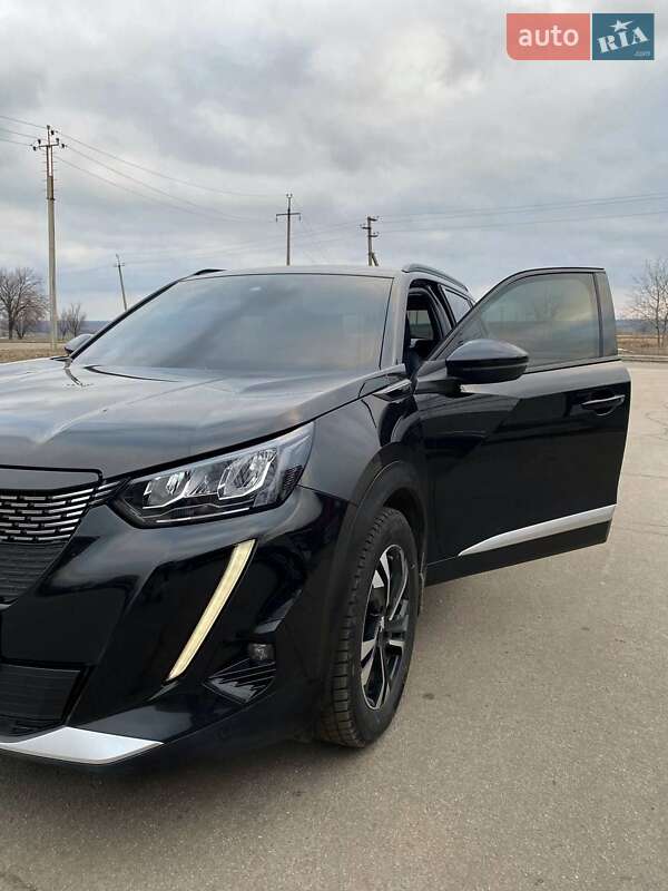 Позашляховик / Кросовер Peugeot 2008 2020 в Лозовій