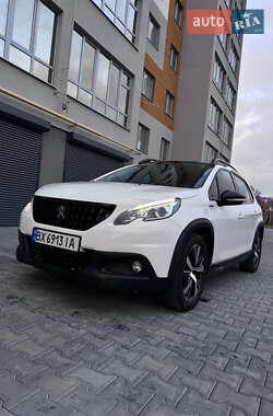 Внедорожник / Кроссовер Peugeot 2008 2017 в Хмельницком