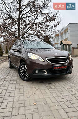 Внедорожник / Кроссовер Peugeot 2008 2015 в Сумах