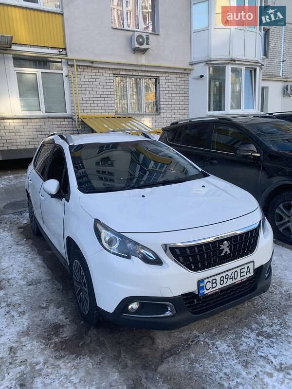 Внедорожник / Кроссовер Peugeot 2008 2018 в Чернигове