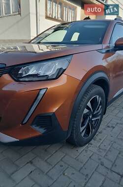 Внедорожник / Кроссовер Peugeot 2008 2020 в 