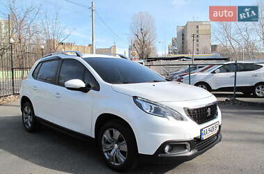 Внедорожник / Кроссовер Peugeot 2008 2018 в Киеве