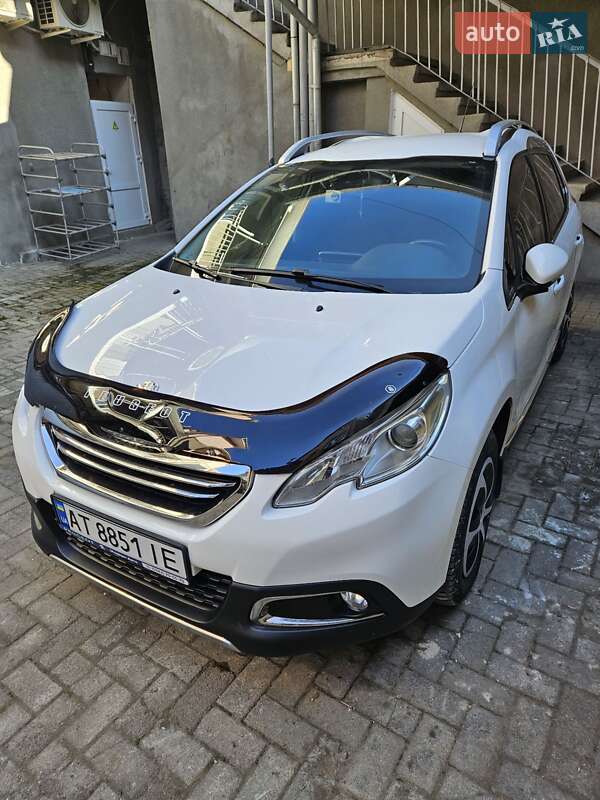 Позашляховик / Кросовер Peugeot 2008 2014 в Коломиї