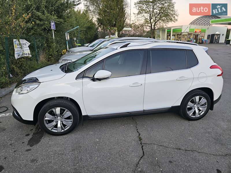 Позашляховик / Кросовер Peugeot 2008 2014 в Коломиї