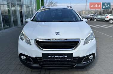 Внедорожник / Кроссовер Peugeot 2008 2016 в Киеве