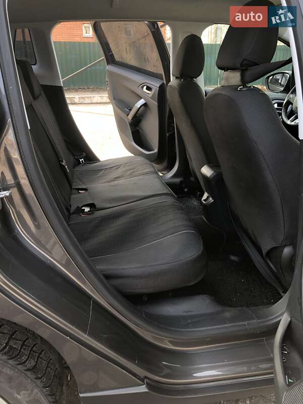 Внедорожник / Кроссовер Peugeot 2008 2019 в Полтаве