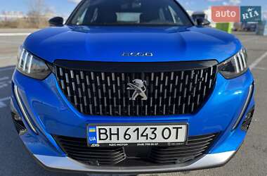 Внедорожник / Кроссовер Peugeot 2008 2021 в Киеве