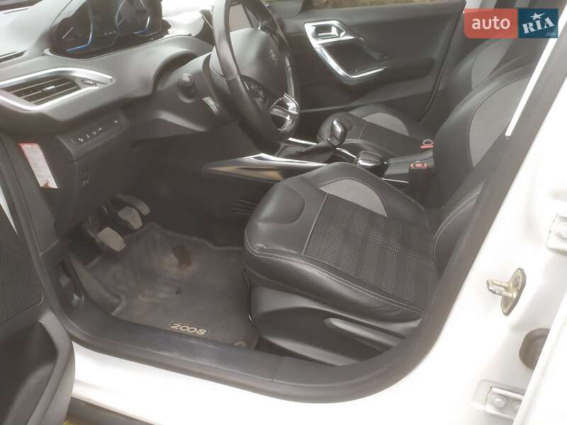 Позашляховик / Кросовер Peugeot 2008 2014 в Бродах