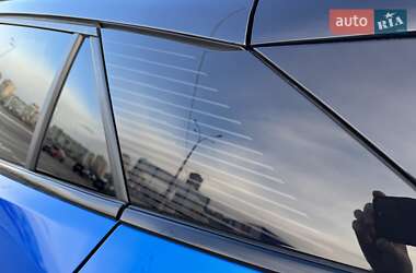 Позашляховик / Кросовер Peugeot 2008 2021 в 