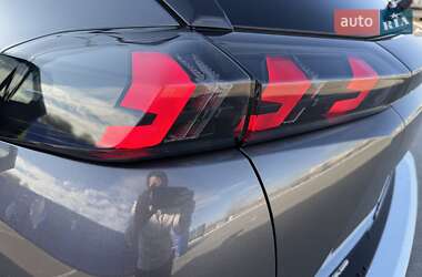 Внедорожник / Кроссовер Peugeot 2008 2020 в 